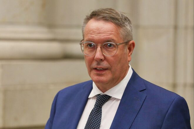 Alexander Schweitzer zum SPD-Spitzenkandidaten in Rheinland-Pfalz gewählt
