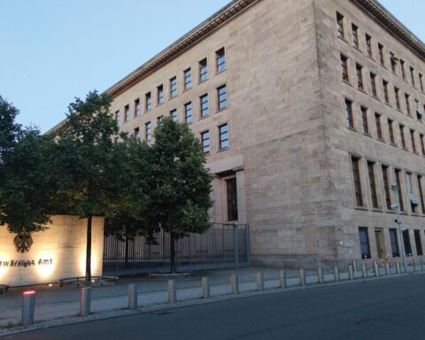 Außenminister Wadephul reformiert Auswärtiges Amt zur Stärkung der außenpolitischen Interessen Deutschlands.