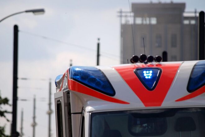 Auto überschlägt sich bei Hildburghausen