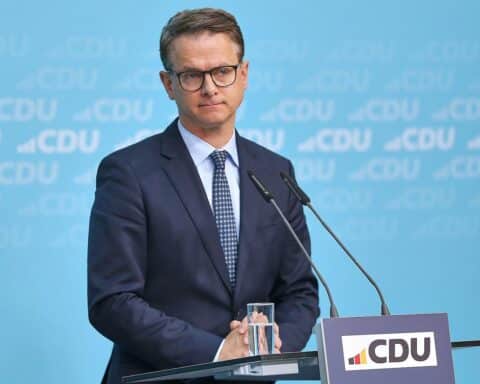 Carsten Linnemann spricht zur sozialpolitischen Gerechtigkeit für ukrainische Geflüchtete in Deutschland.