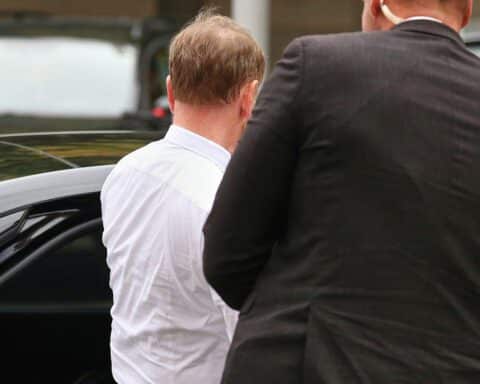 Michael Kretschmer im Fokus: Kontroverse über Energielieferungen aus Russland und Ukraine-Konflikt.