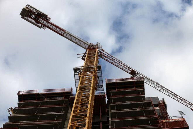 Deutlich mehr Baugenehmigungen für Wohnungen im September