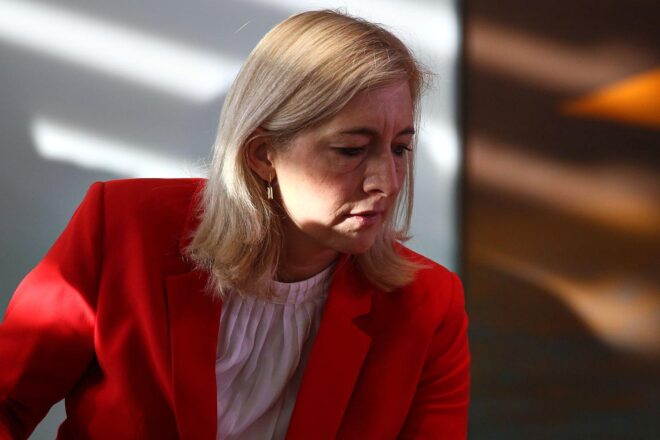 Gesundheitsministerin bringt höhere Zuzahlung ins Spiel