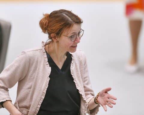 Tanja Meyer fordert stärkeren Frauenschutz und Gewaltprävention im niedersächsischen Landtag.