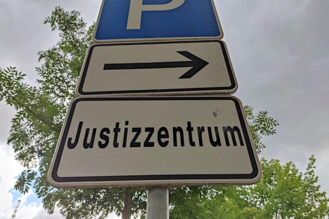 Jugendlicher aus Zeithain wegen Herstellung biologischer Waffe angeklagt