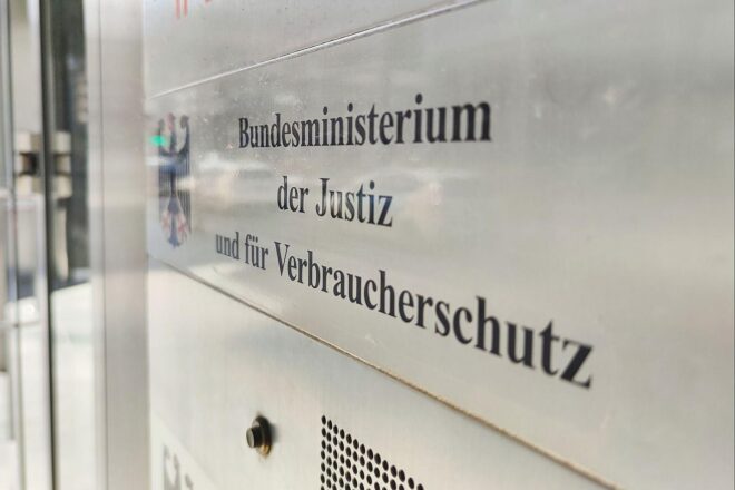 Justizministerium bereitet Studie zu Kinder- und Jugendgewalt vor