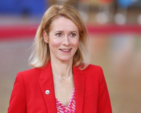 Kaja Kallas spricht optimistisch über den Ukrainekrieg und Russlands wirtschaftliche Schwierigkeiten.