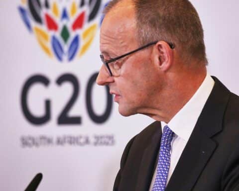 Friedrich Merz diskutiert optimistisch über Rentenreform beim G20-Gipfel in Johannesburg.
