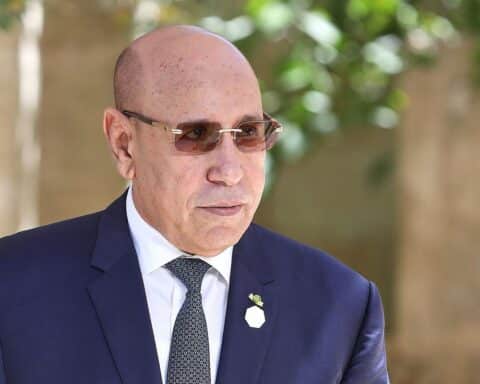 Bundeskanzler Merz telefoniert mit Mauretaniens Präsident Ghazouani über Wirtschafts- und Energiepolitik.