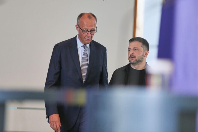 Merz telefoniert mit Selenskyj
