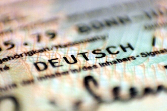 NRW fordert unbegrenzt gültigen Personalausweis für Über-70-Jährige