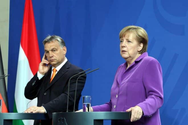 Orbán lobt Merkel und kritisiert Merz
