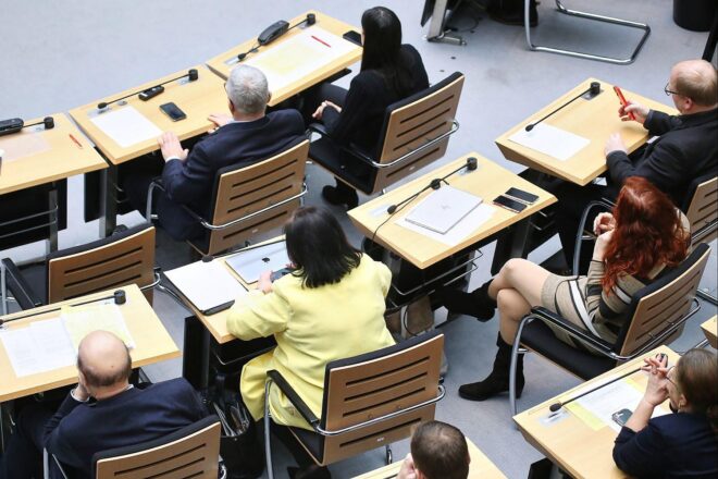 SPD-Fraktion Berlin nimmt Kürzungen im Gewaltschutz von Frauen zurück