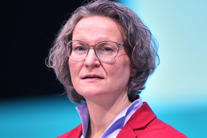 SPD verlangt Entschuldigung von Kommunalministerin Scharrenbach