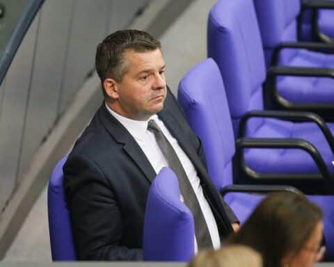 Sven Schulze diskutiert Landtagswahl 2026 und AfD, Probleme mit Migration und Integration.