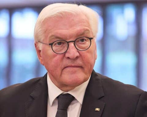 Frank-Walter Steinmeier spricht über Demokratie, Antisemitismus und Bürgerengagement bei Matinee.