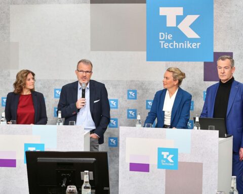 Stressreport 2025: Zwei Drittel der Deutschen fühlen sich oft gestresst, Ursachen und Folgen analysiert.