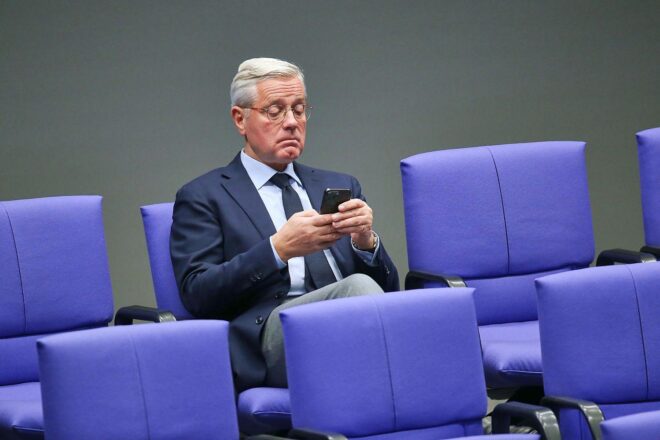 Union und Grüne kritisieren Trumps Ukraine-Plan scharf