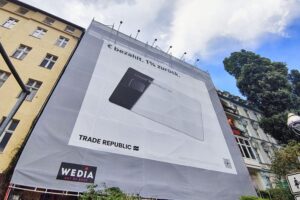 Zunehmende Kundenbeschwerden über Trade Republic: Serviceprobleme und unvollständige Leistungen im Fokus.