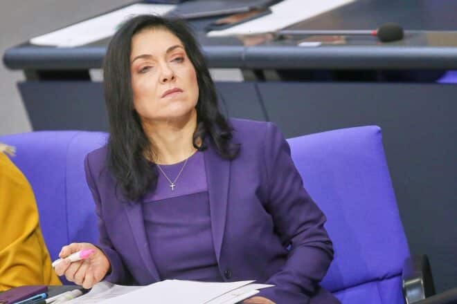 Wirtschaftsministerin Reiche kritisiert Frührente