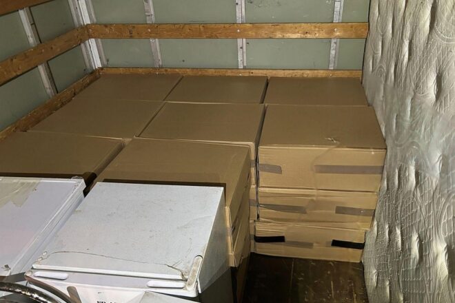 Zoll stellt 250.000 Schmuggelzigaretten auf A2 bei Gütersloh sicher