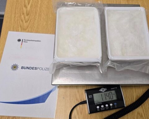 Drogenrazzia: Bundespolizei stellt über ein Kilogramm Methamphetamin in Kranenburg sicher.