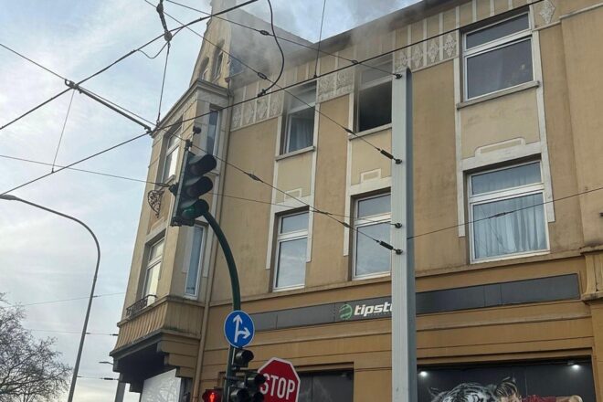E-Herd löst Küchenbrand in Essener Mehrfamilienhaus aus