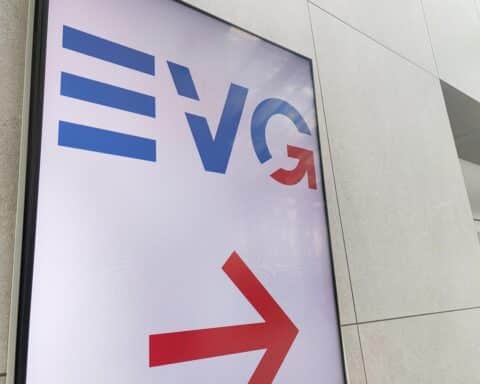 EVG-Logo, Unterstützung für DB Cargo, neue Leitung, Sanierungspläne, Zukunftsperspektiven, Wettbewerbsfähigkeit.
