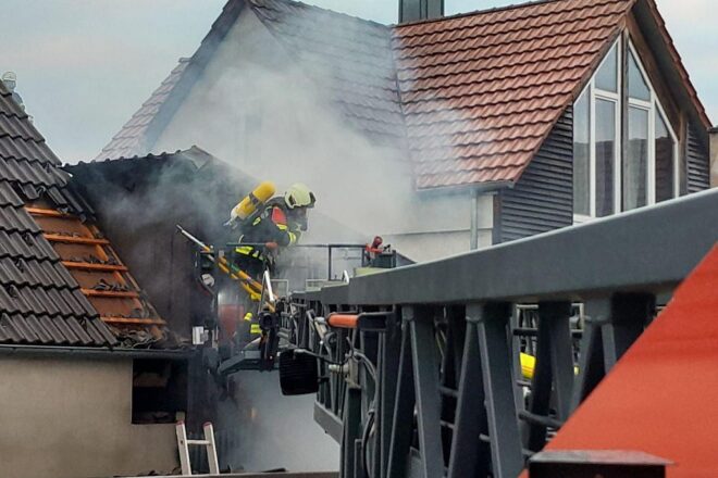 Feuerwehr Allensbach unterstützt bei Löscharbeiten in Steißlingen