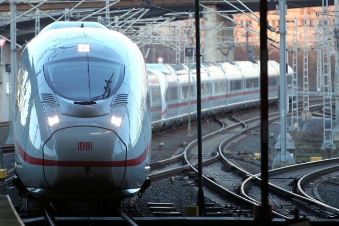 Generalsanierung der Bahnstrecke Hamburg-Berlin schreitet planmäßig voran