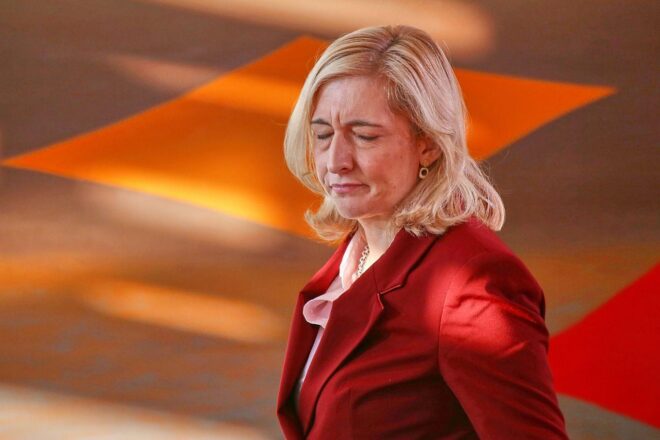 Gesundheitsministerin Warken weist Wechselgerüchte zurück
