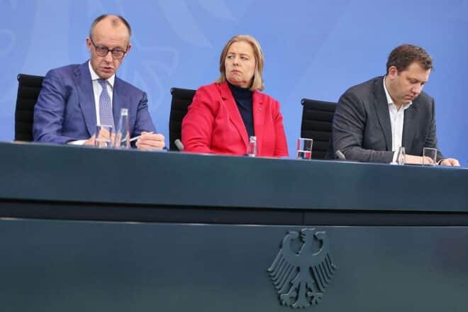 Grüne werfen Regierung Handlungsunfähigkeit vor