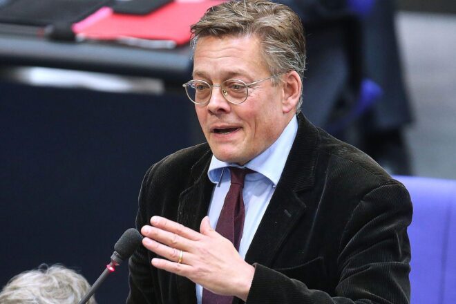 Grünen-Fraktionsvize ruft zur Geschlossenheit im Umgang mit AfD auf