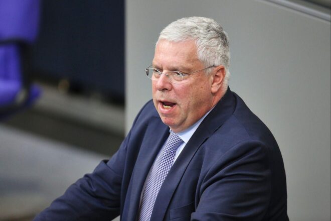 Hardt verteidigt Trumps Vorgehen gegen Venezuela