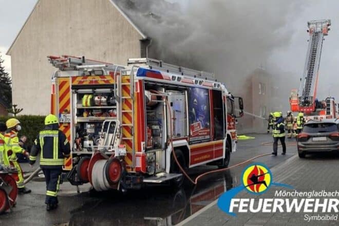 Kleingerät verursacht Brand in Mönchengladbacher Ärztehaus