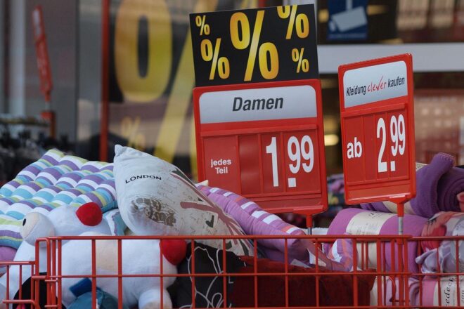 Läden in Tourismusorten dürfen an Sonn- und Feiertagen öffnen