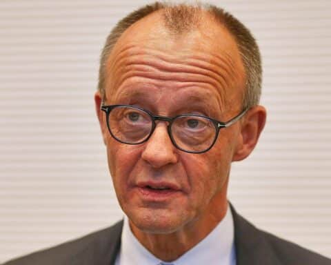 Friedrich Merz spricht für die Verwendung russischer Vermögenswerte zur Unterstützung der Ukraine.
