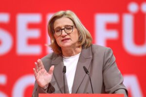 Anke Rehlinger fordert schnellere wirtschaftliche Entlastungen für Unternehmen in Deutschland.