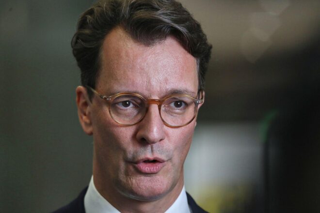 SPD kritisiert Wüst für Modernisierungsgipfel in Berlin