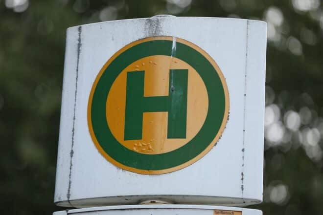 Schlägerei an Bushaltestelle in Altenburg