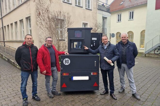 Schwäbisch Gmünd setzt neuen Blitzer-Anhänger ein