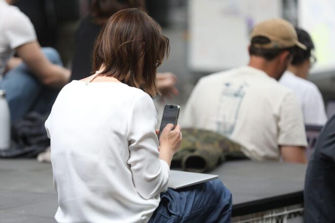 Studie: Viele Chatbot-Nutzer empfinden KI als Freund