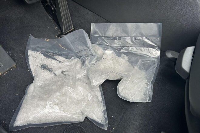 Zoll stellt auf A44 bei Bad Wünnenberg ein Kilo Crystal Meth sicher