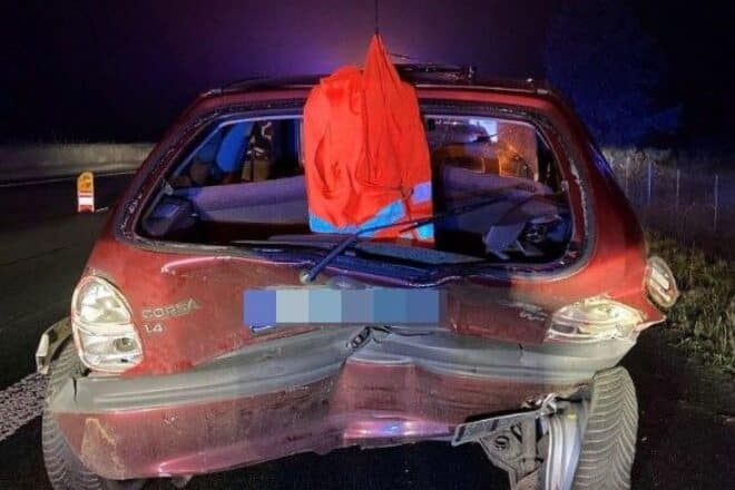 Zwei Schwerverletzte nach Auffahrunfall auf A33 bei Hövelhof