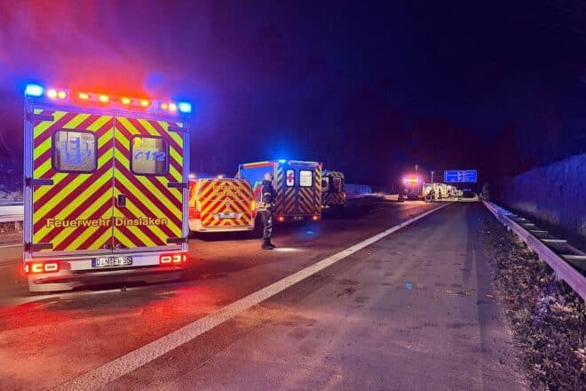 Zwölf Verletzte bei Unfall auf der A3 bei Dinslaken