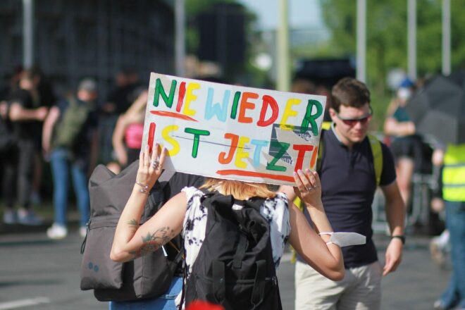 "Gesicht zeigen" sieht 2026 als "Reifeprüfung für unsere Demokratie"