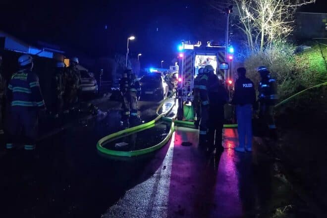 Balkonbrand in Herdecke löst Großeinsatz mit 85 Einsatzkräften aus