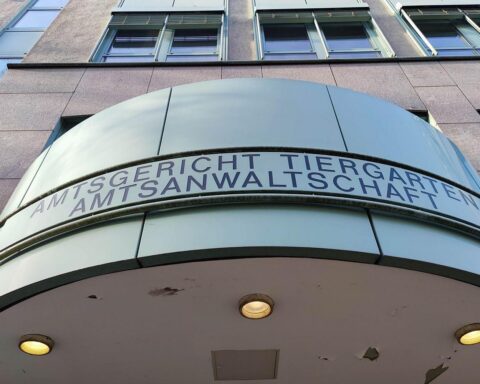 Gerichtsurteil gegen Mietpreisüberhöhung: Amtsgericht Tiergarten, SPD-Politikerin, Mietwucher-Bekämpfung.