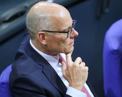 Peter Beyer spricht über mögliche internationale Interventionen gegen Iran-Proteste und fordert deutsche Führungsstärke.