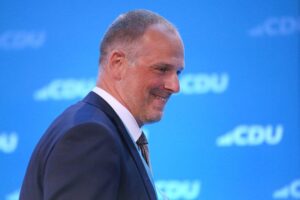 Philipp Birkenmaier steht symbolisch für den Wechsel in der Führung des Kanzlerbüros.